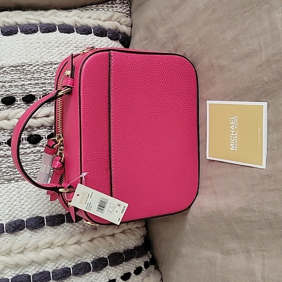 Michael Kors Jet Set Charm Handle/Crossbody Purse, Rubin Red NWT - Picture 2 of 16